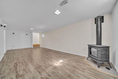 Photo 35 at 764 Hillcrest Road, West Shore, Pickering