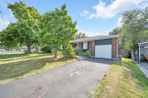 Photo 43 at 764 Hillcrest Road, West Shore, Pickering