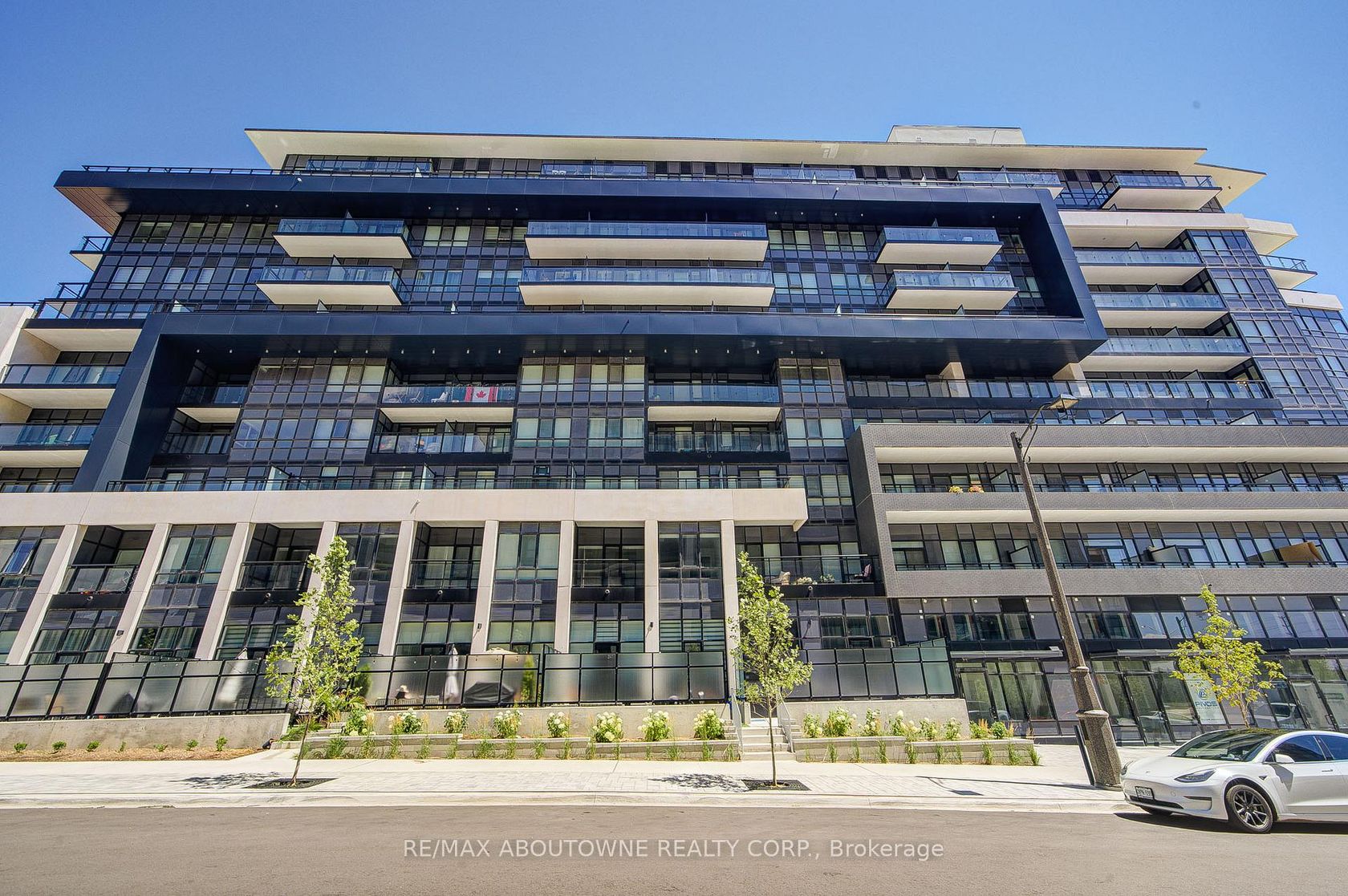 234 - 395 Dundas Street W, GO Glenorchy, Oakville 