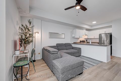 Photo 8 at 98 Connolly Street, Pellam Park, Toronto