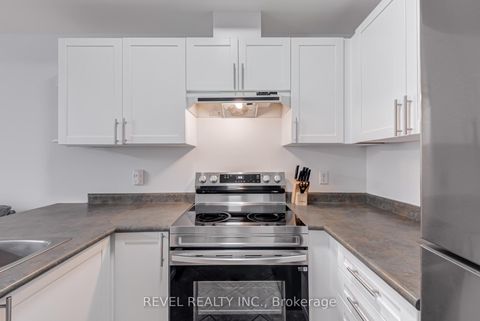 Photo 15 at 98 Connolly Street, Pellam Park, Toronto