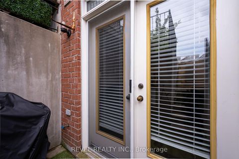 Photo 23 at 98 Connolly Street, Pellam Park, Toronto