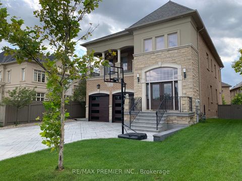 Photo 0 at 76 Orleans Circle, Vellore Village, Vaughan