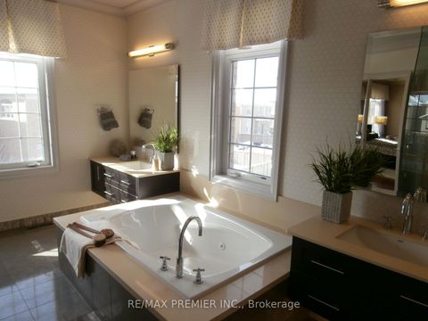 Photo 23 at 76 Orleans Circle, Vellore Village, Vaughan