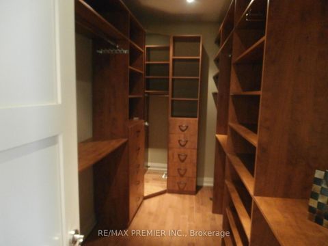 Photo 29 at 76 Orleans Circle, Vellore Village, Vaughan