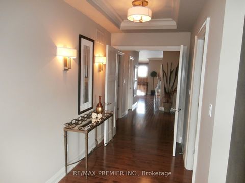 Photo 31 at 76 Orleans Circle, Vellore Village, Vaughan