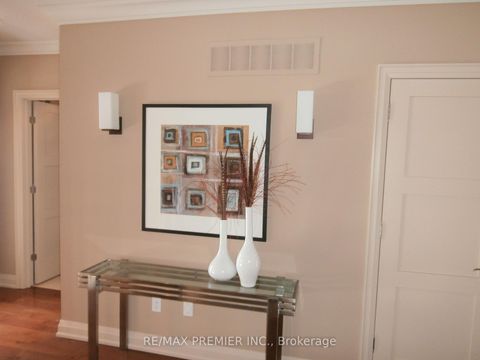 Photo 44 at 76 Orleans Circle, Vellore Village, Vaughan