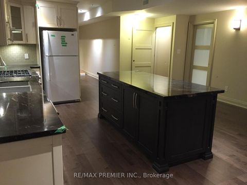 Photo 46 at 76 Orleans Circle, Vellore Village, Vaughan
