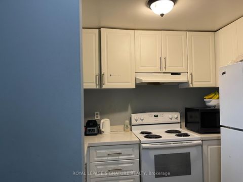 Photo 5 at 1604 - 3050 Ellesmere Road, Highland Creek, Toronto