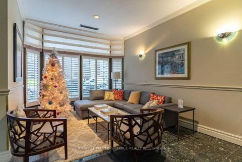 Photo 2 at 14A - 256 Jarvis Street, Yonge Corridor, Toronto