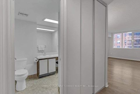 Photo 21 at 14A - 256 Jarvis Street, Yonge Corridor, Toronto Photo 21 at 14A - 256 Jarvis Street, Yonge Corridor, Toronto