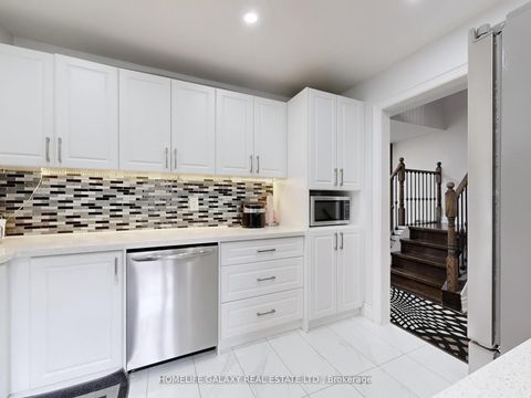 Photo 11 at 130 - 25 Brimwood Boulevard, Agincourt North, Toronto