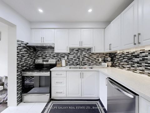 Photo 12 at 130 - 25 Brimwood Boulevard, Agincourt North, Toronto