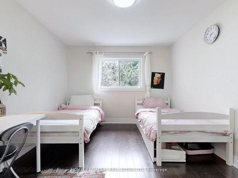 Photo 23 at 130 - 25 Brimwood Boulevard, Agincourt North, Toronto