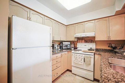 Photo 20 at 410 - 5 Emerald Lane, Yorkhill, Vaughan