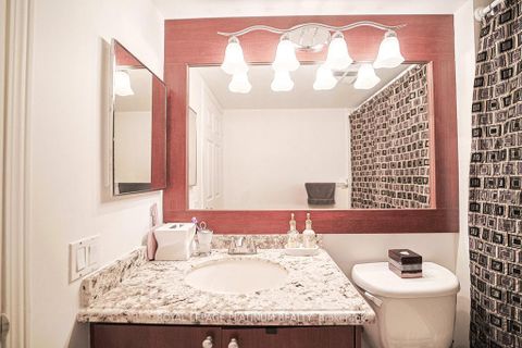 Photo 28 at 410 - 5 Emerald Lane, Yorkhill, Vaughan
