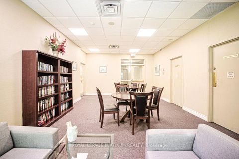 Photo 35 at 410 - 5 Emerald Lane, Yorkhill, Vaughan