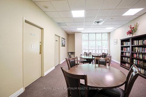 Photo 37 at 410 - 5 Emerald Lane, Yorkhill, Vaughan