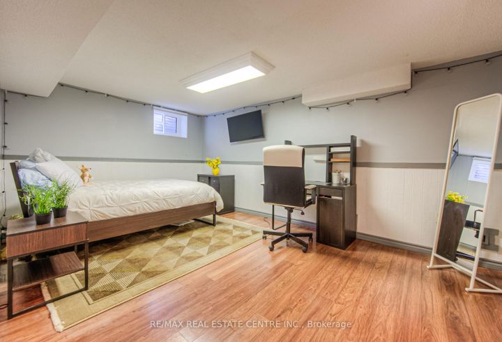 Photo 34 at 644 Donna Court, Roseland, Burlington