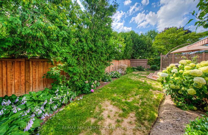 Photo 43 at 644 Donna Court, Roseland, Burlington