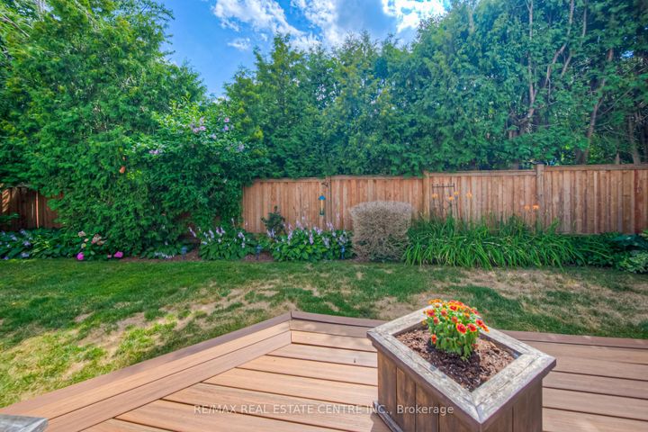Photo 44 at 644 Donna Court, Roseland, Burlington