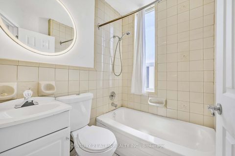 Photo 21 at 81 Montrose Avenue, Bellwoods, Toronto