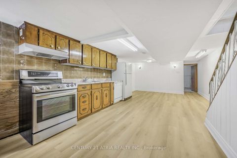 Photo 25 at 81 Montrose Avenue, Bellwoods, Toronto