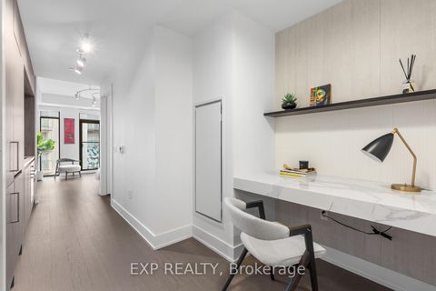 Photo 2 at 408 - 6 Jackes Avenue, Moore Park, Toronto