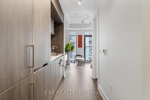 Photo 6 at 408 - 6 Jackes Avenue, Moore Park, Toronto