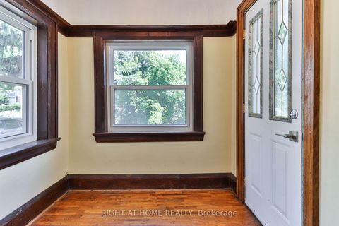Photo 11 at 948 Runnymede Road, Smythe, Toronto