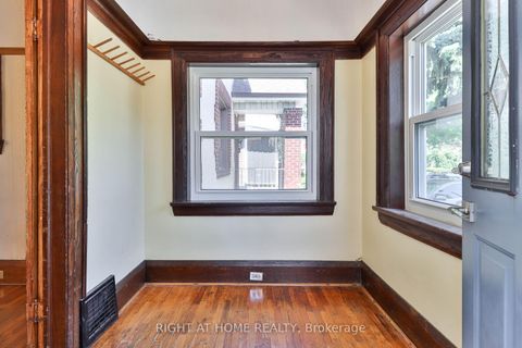Photo 12 at 948 Runnymede Road, Smythe, Toronto