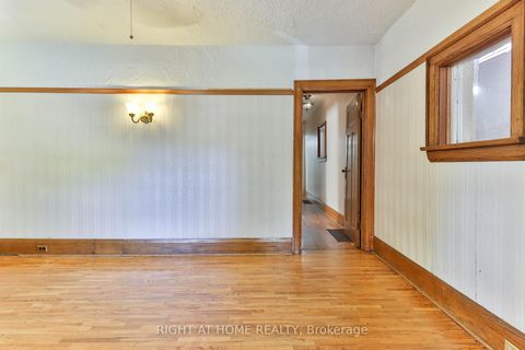 Photo 13 at 948 Runnymede Road, Smythe, Toronto