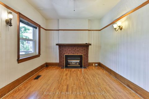 Photo 14 at 948 Runnymede Road, Smythe, Toronto