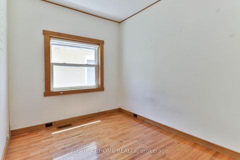 Photo 21 at 948 Runnymede Road, Smythe, Toronto