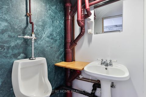 Photo 33 at 948 Runnymede Road, Smythe, Toronto