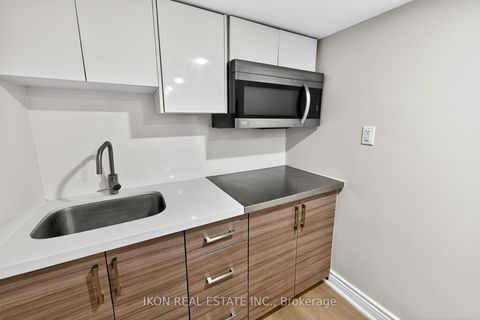 Photo 21 at 475 Delaware Avenue, Junction, Toronto