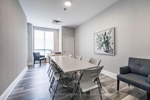 Photo 9 at 1007 - 2088 Lawrence Avenue W, Weston, Toronto