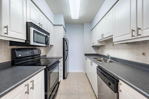 Photo 11 at 1007 - 2088 Lawrence Avenue W, Weston, Toronto