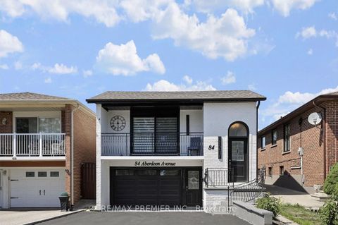 Photo 1 at 84 Aberdeen Avenue, East Woodbridge, Vaughan