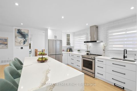 Photo 5 at 84 Aberdeen Avenue, East Woodbridge, Vaughan