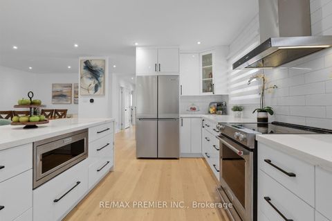 Photo 8 at 84 Aberdeen Avenue, East Woodbridge, Vaughan