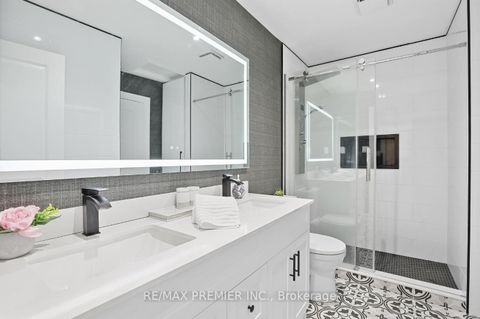 Photo 11 at 84 Aberdeen Avenue, East Woodbridge, Vaughan