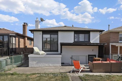 Photo 22 at 84 Aberdeen Avenue, East Woodbridge, Vaughan