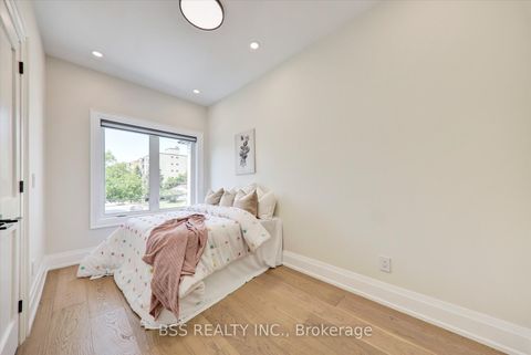 Photo 9 at 245 Ferris Road, Parkview, Toronto