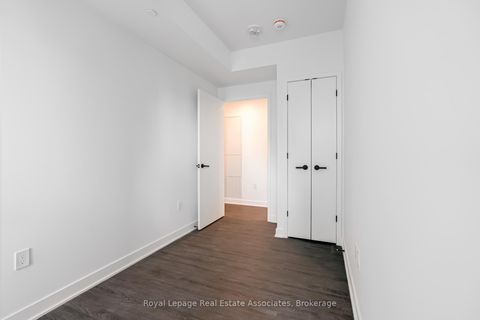 Photo 20 at 2206 - 55 Charles Street E, Bay Street Corridor, Toronto