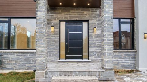 Photo 2 at 1372 Wren Avenue, WO West, Oakville