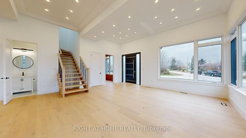 Photo 4 at 1372 Wren Avenue, WO West, Oakville