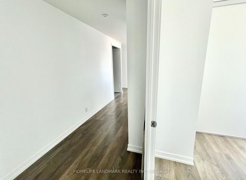Photo 9 at 3702 - 5 Buttermill Avenue, Vaughan Corporate Centre, Vaughan