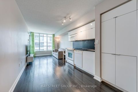 Photo 3 at 750 - 151 Dan Leckie Way, Waterfront Communities C1, Toronto