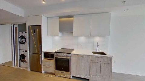 Photo 3 at 4509 - 251 Jarvis Street, Moss Park, Toronto